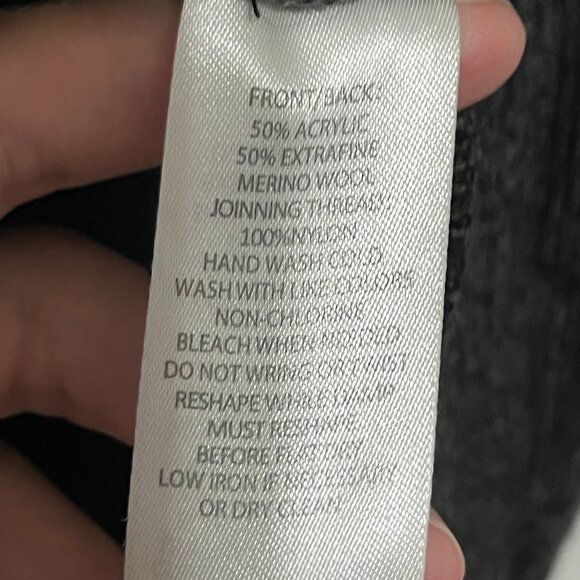 Tahari Womens Merino Wool Blend Sleeveless Cardigan Size L Gray Capsule Tunic - Picture 6 of 6